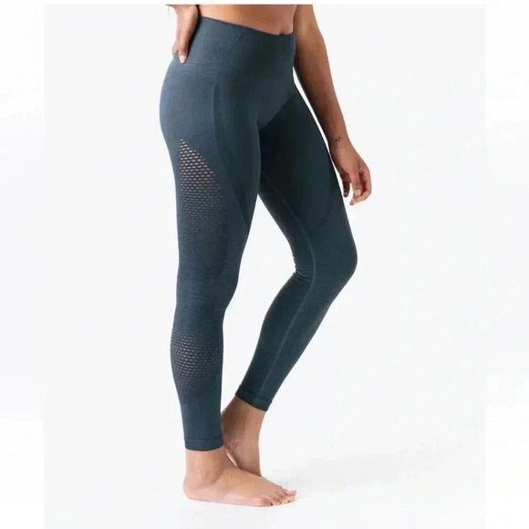 Zyia Active Sculpt Perforated Performance Compression Leggings Gray Sz M - Picture 1 of 7
